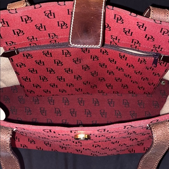 Dooney & Bourke tote - Picture 4 of 4